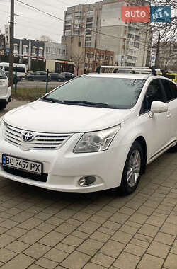 Універсал Toyota Avensis 2011 в Львові