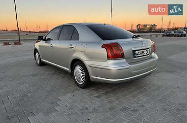 Лифтбек Toyota Avensis 2005 в Луцке