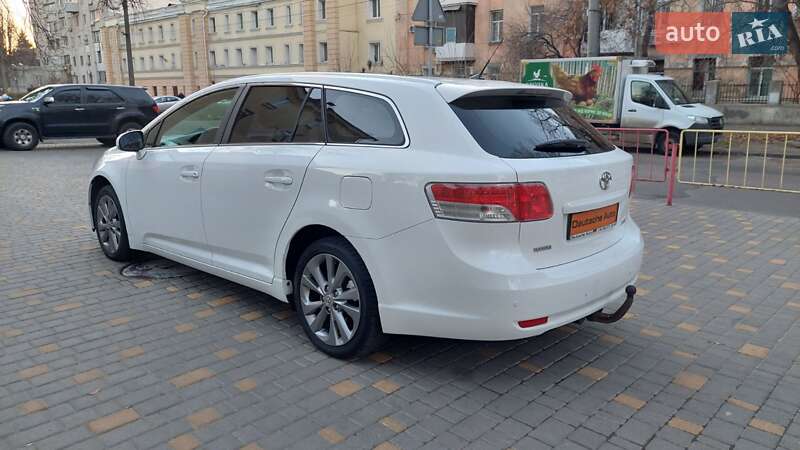 Универсал Toyota Avensis 2010 в Одессе