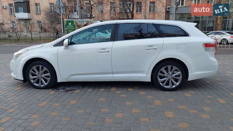 Универсал Toyota Avensis 2010 в Одессе