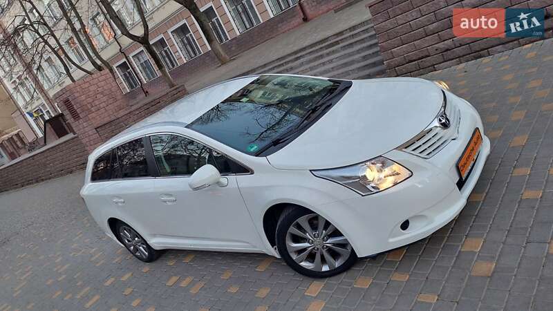 Универсал Toyota Avensis 2010 в Одессе