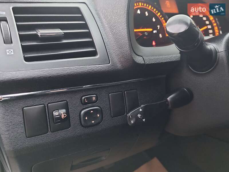 Универсал Toyota Avensis 2010 в Одессе