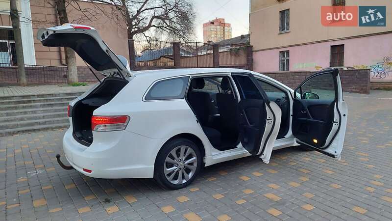 Универсал Toyota Avensis 2010 в Одессе