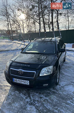 Універсал Toyota Avensis 2003 в Вінниці