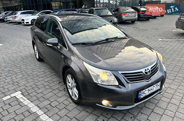 Універсал Toyota Avensis 2010 в Львові