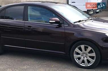 Седан Toyota Avensis 2008 в Полтаві