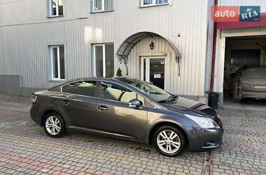 Седан Toyota Avensis 2011 в Тернополі