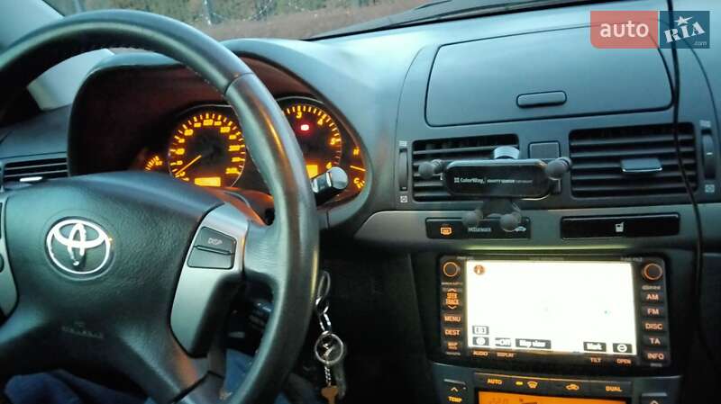 Универсал Toyota Avensis 2007 в Луцке