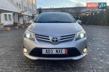 Седан Toyota Avensis 2013 в Коломиї