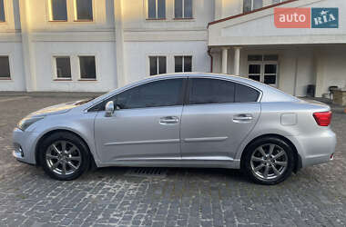 Седан Toyota Avensis 2013 в Коломиї