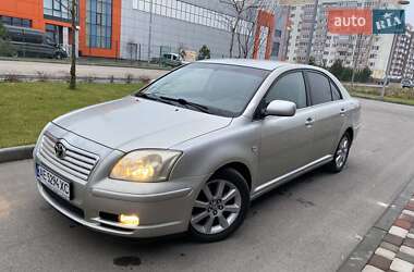 Ліфтбек Toyota Avensis 2003 в Дніпрі