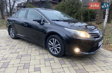 Toyota Avensis 2013