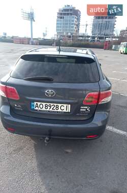 Универсал Toyota Avensis 2009 в Ужгороде