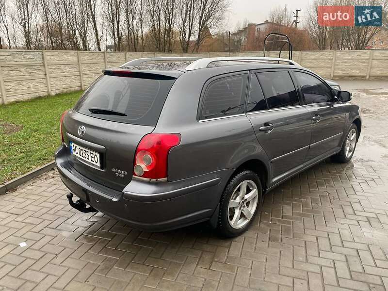 Универсал Toyota Avensis 2007 в Рожище