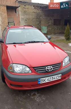 Универсал Toyota Avensis 2000 в Ровно