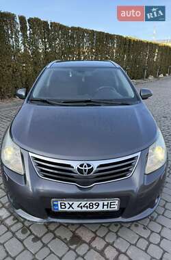 Универсал Toyota Avensis 2009 в Дунаевцах