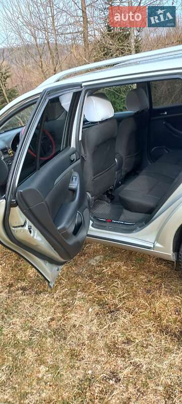 Универсал Toyota Avensis 2006 в Сколе