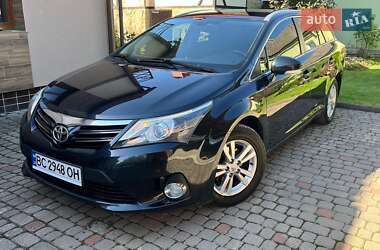 Універсал Toyota Avensis 2012 в Дрогобичі