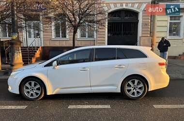 Toyota Avensis 2010