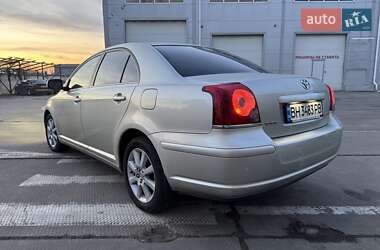 Седан Toyota Avensis 2006 в Одесі