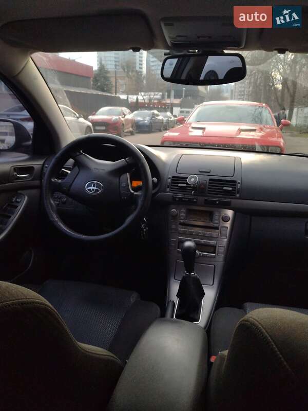 Седан Toyota Avensis 2007 в Киеве фото 3 Седан Toyota Avensis 2007 в Киеве