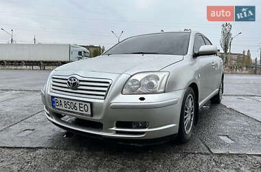 Седан Toyota Avensis 2003 в Первомайську