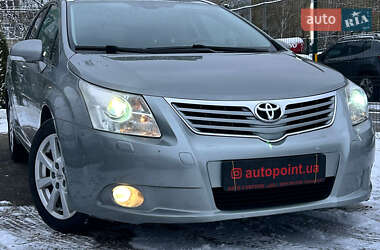 Универсал Toyota Avensis 2010 в Сумах