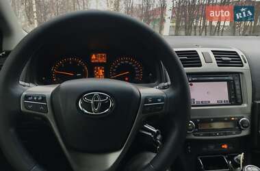 Універсал Toyota Avensis 2010 в Кременчуці