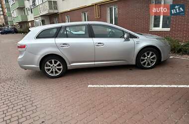 Универсал Toyota Avensis 2010 в Киеве