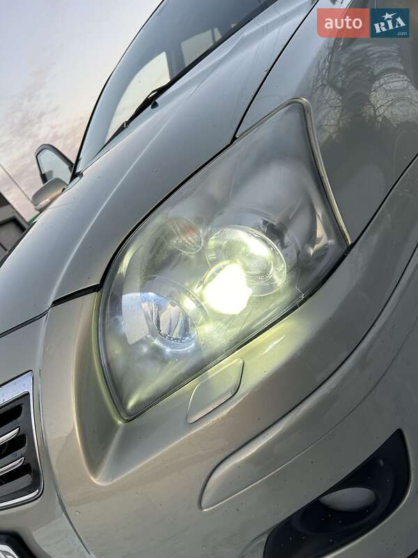 Универсал Toyota Avensis 2007 в Бершади