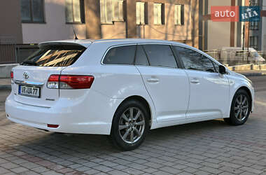 Універсал Toyota Avensis 2012 в Тернополі