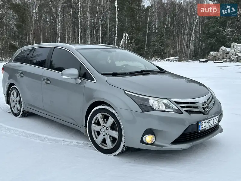 Универсал Toyota Avensis 2012 в 