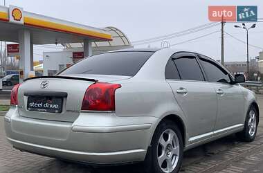 Седан Toyota Avensis 2005 в Николаеве