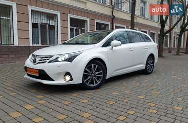 Toyota Avensis 2013