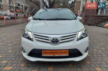 Універсал Toyota Avensis 2013 в Одесі