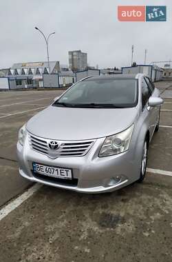 Toyota Avensis 2011