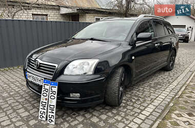 Універсал Toyota Avensis 2005 в Звягелі