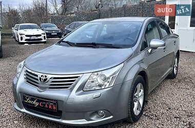 Седан Toyota Avensis 2010 в Одессе