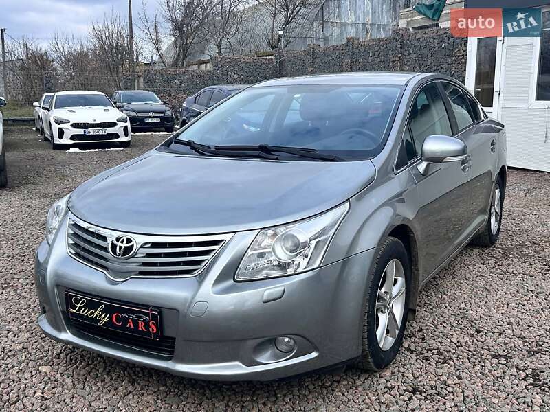Toyota Avensis 2010