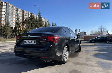 Седан Toyota Avensis 2016 в Тернополі