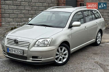 Універсал Toyota Avensis 2004 в Вінниці