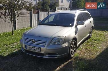 Універсал Toyota Avensis 2006 в Черкасах