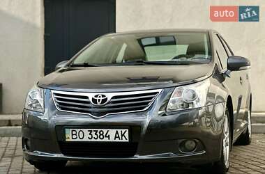 Седан Toyota Avensis 2011 в Тернополе