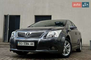 Toyota Avensis 2011