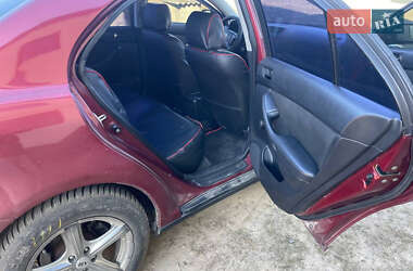 Седан Toyota Avensis 2004 в 