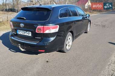 Универсал Toyota Avensis 2009 в Камне-Каширском