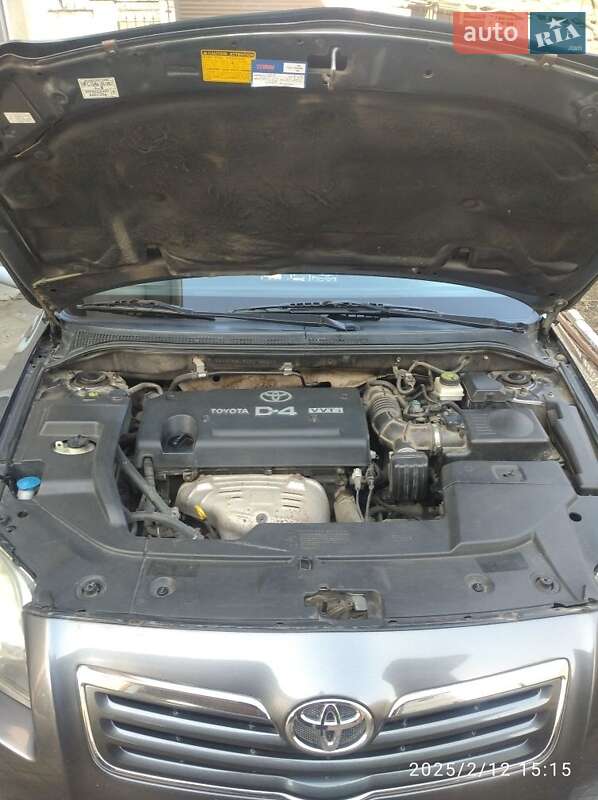Универсал Toyota Avensis 2006 в 
