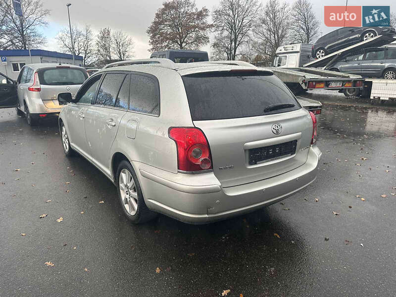 Універсал Toyota Avensis 2006 в Кам'янці-Бузькій