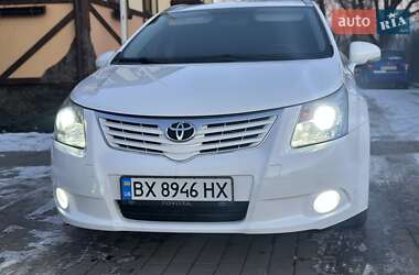 Универсал Toyota Avensis 2011 в Хмельницком