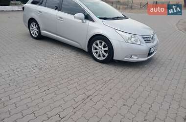 Toyota Avensis 2010